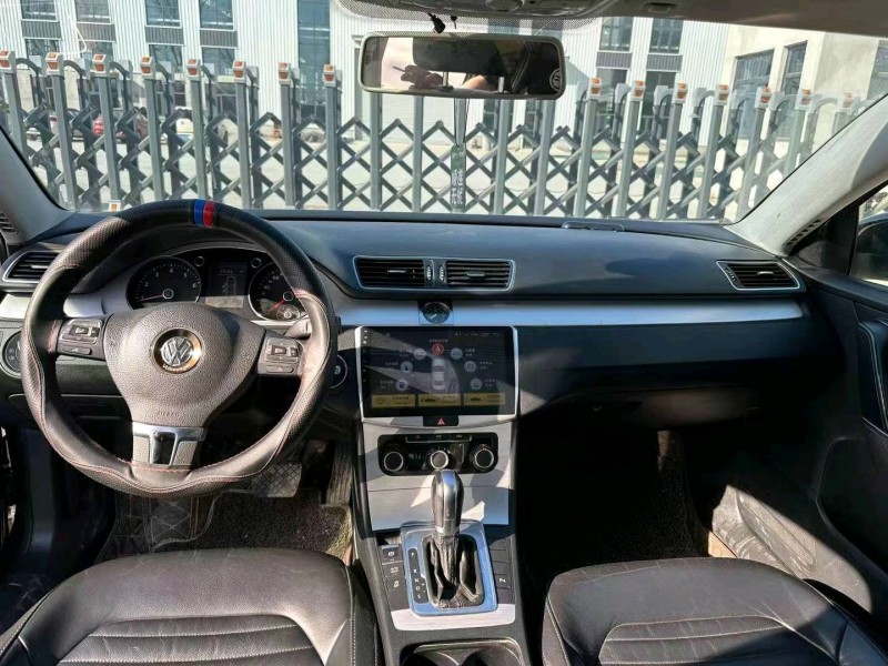 保定14年大众迈腾4