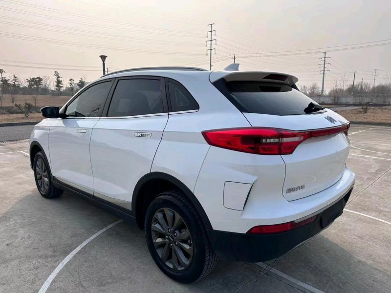 盐城21年威马汽车EX-58