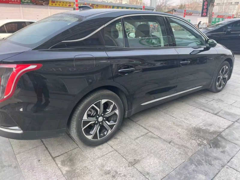 保定23年红旗E-QM54