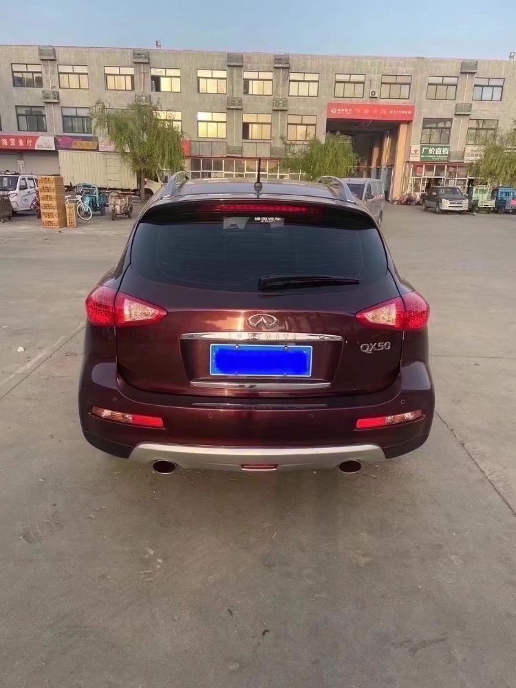潍坊16年英菲尼迪QX503