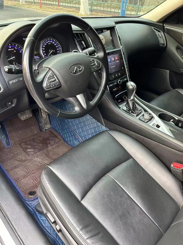 宿迁17年英菲尼迪Q503