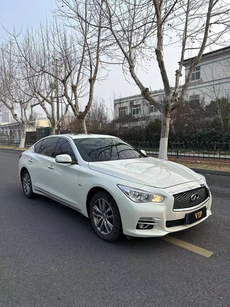 宿迁17年英菲尼迪Q504