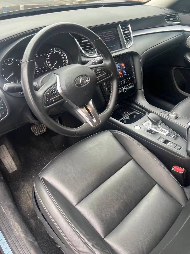 宿遷20年英菲尼迪QX502