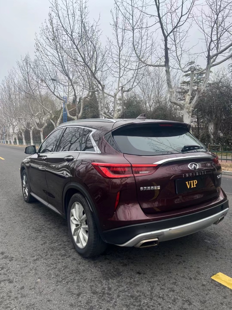 宿遷20年英菲尼迪QX506