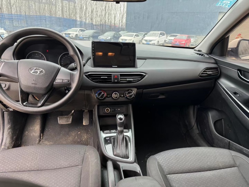 菏泽19年现代悦动2