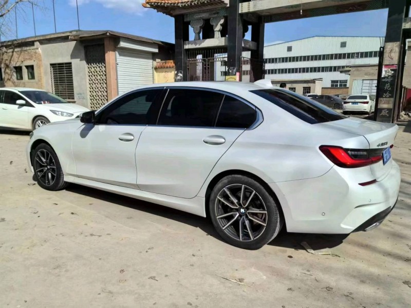 保定21年宝马3系8