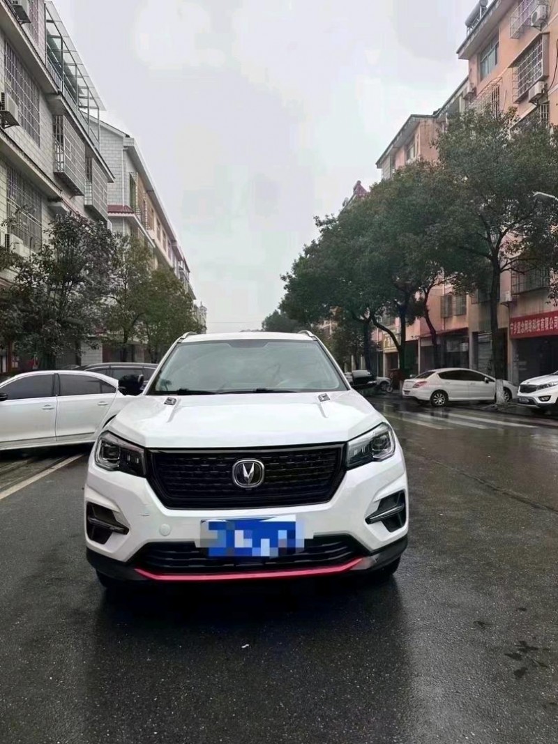 長沙21年長安汽車CS751