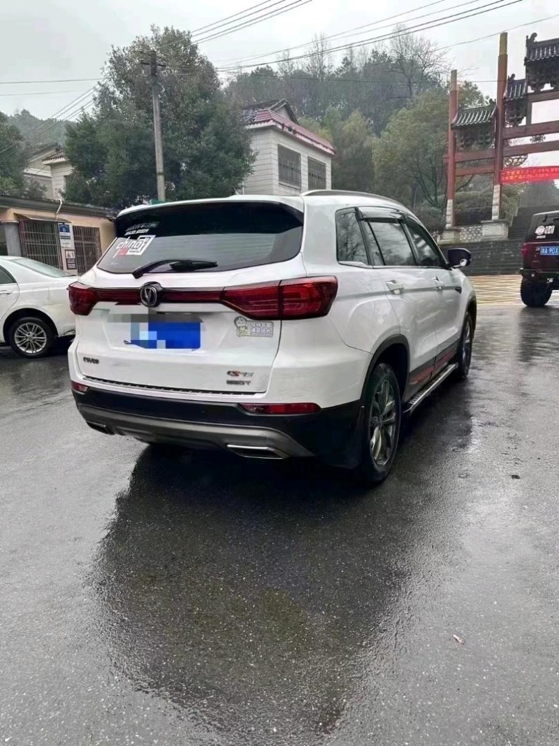 長沙21年長安汽車CS755