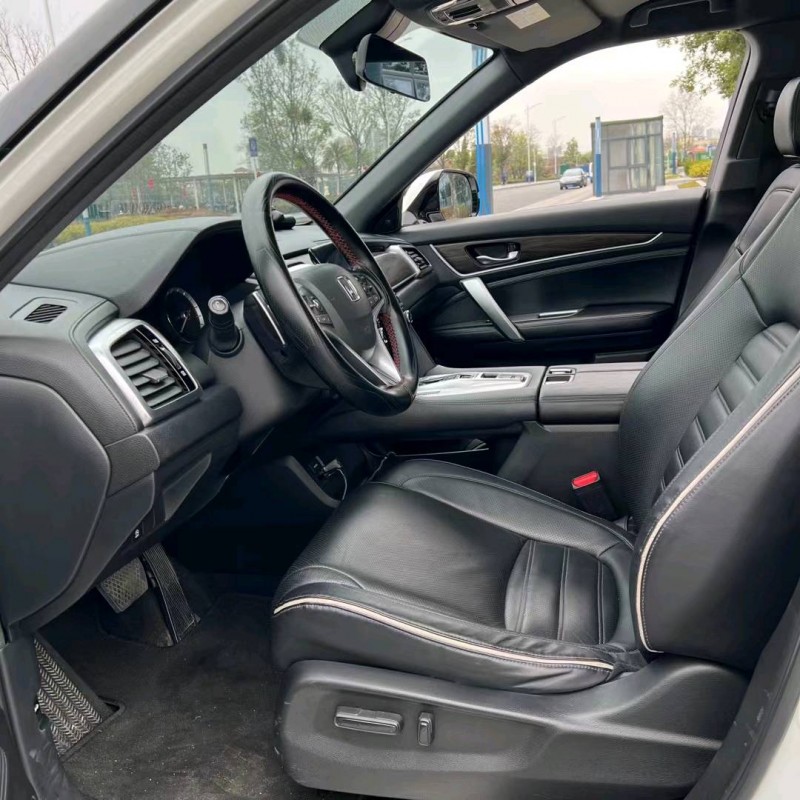 东莞17年本田URV4