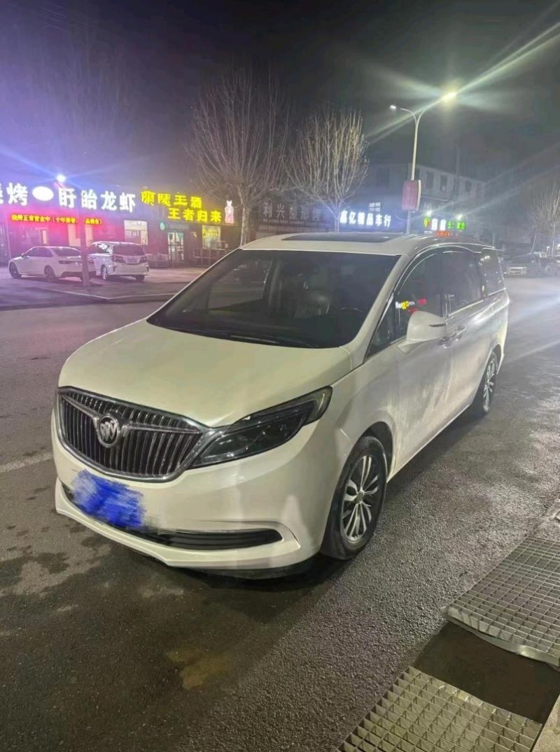 东营18年别克GL82