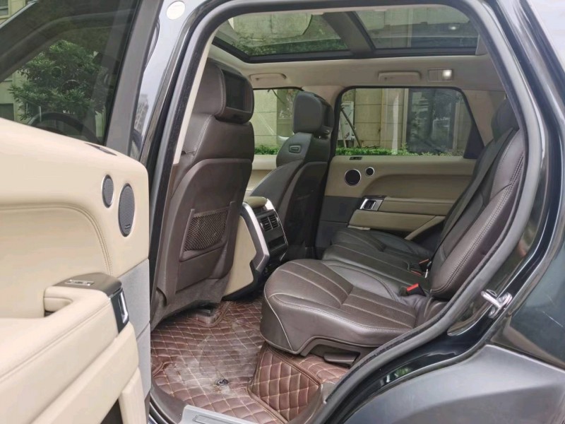 徐州14年路虎揽胜运动5