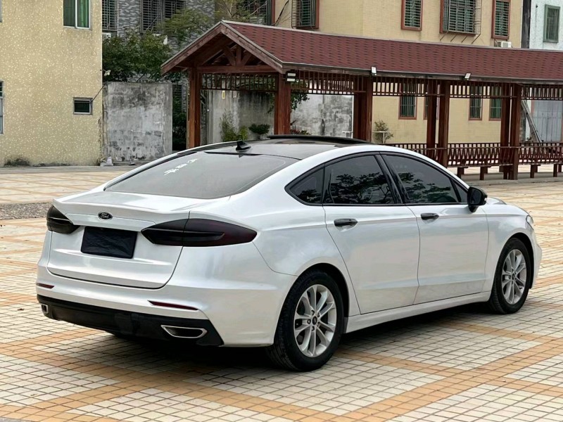 汕头21年福特蒙迪欧8