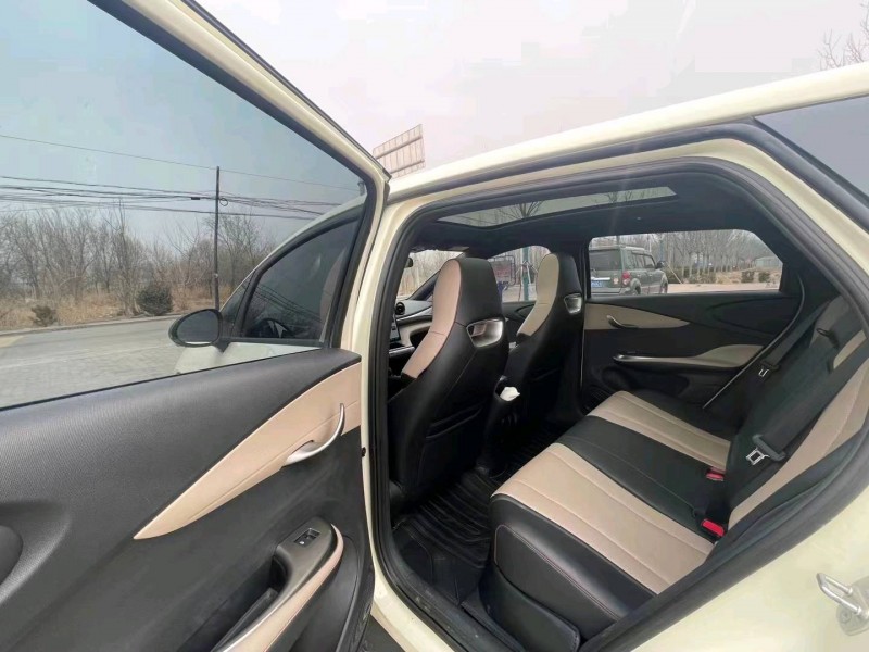 沧州23年比亚迪海豚9