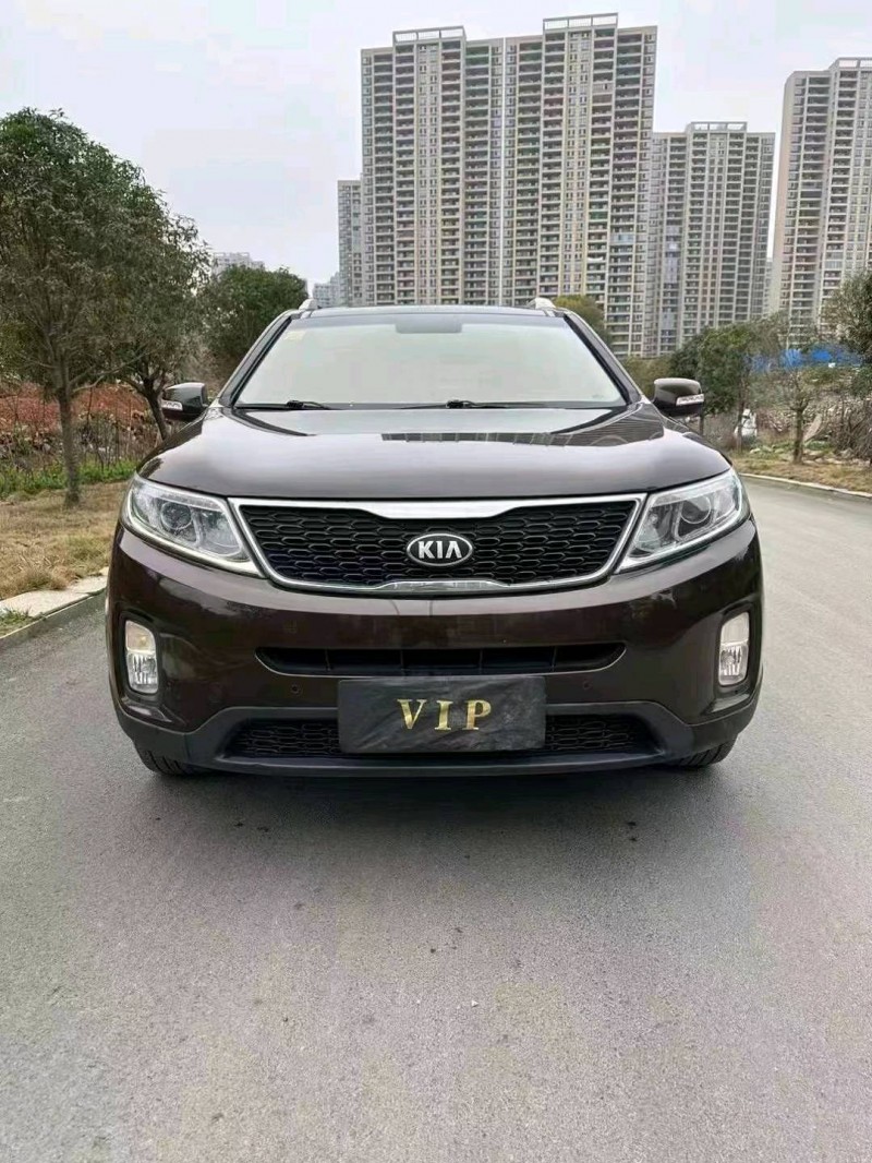 东营13年起亚索兰托1