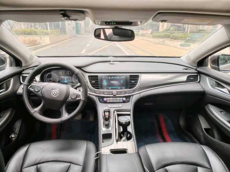 徐州18年别克君越4