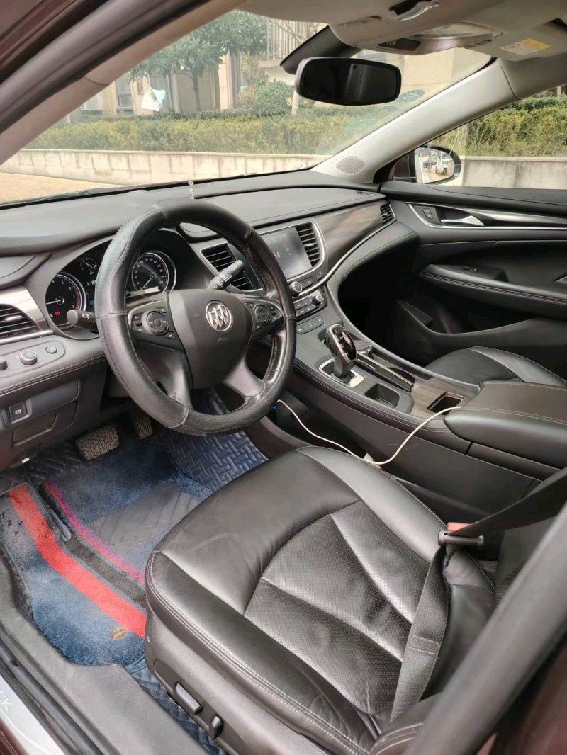 徐州18年别克君越6