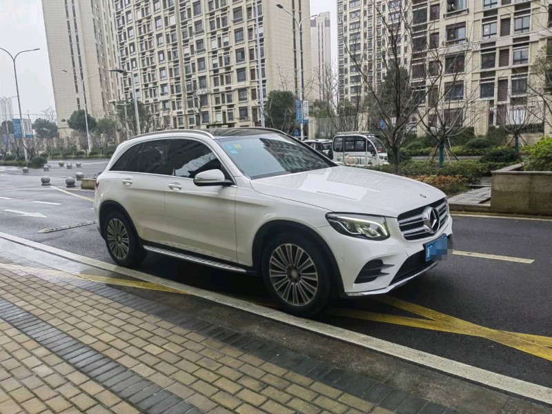 徐州17年奔驰GLC2