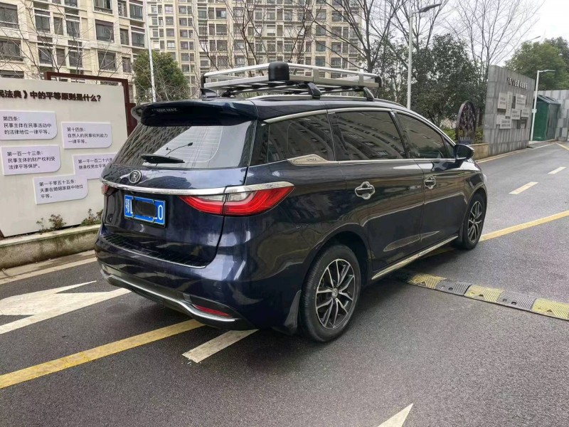 苏州18年比亚迪宋MAX8