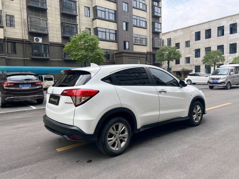 徐州20年本田缤智8