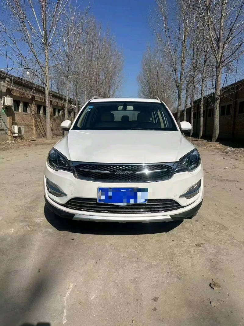 保定17年众泰大迈X51