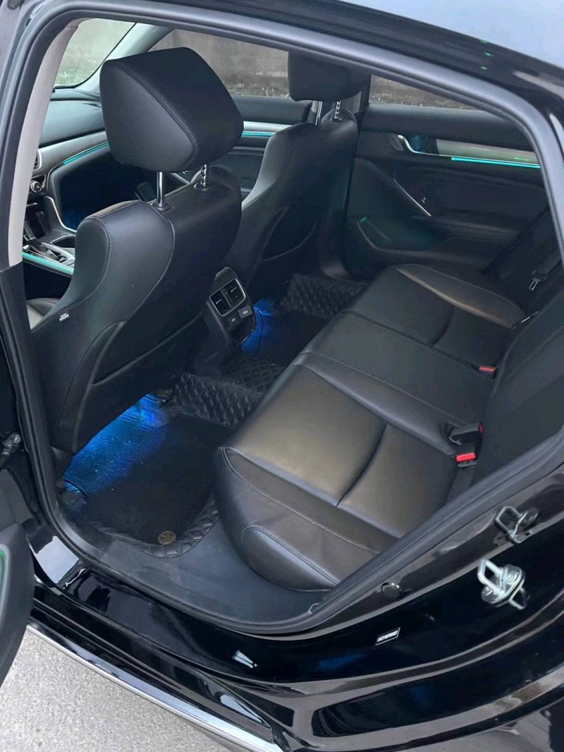 苏州22年本田雅阁7