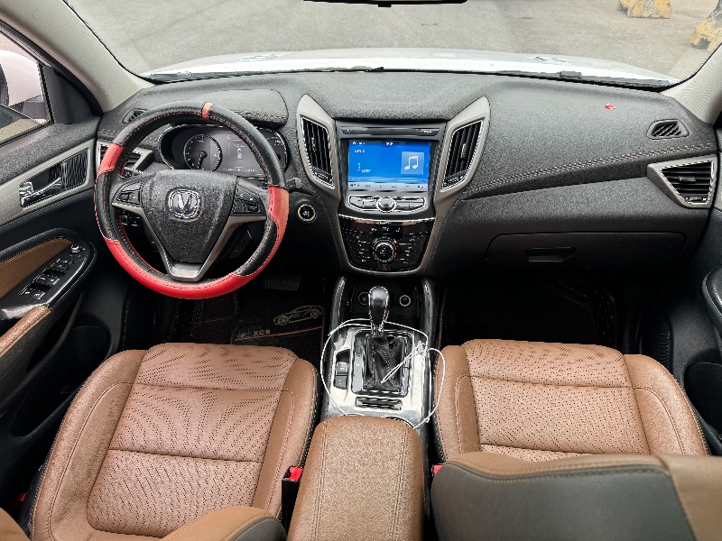 達州17年長安汽車CS758