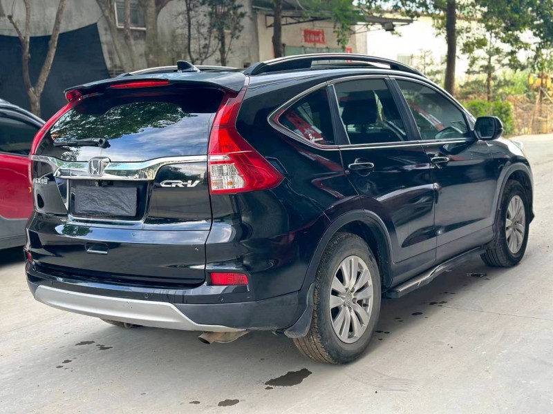 汕头16年本田CRV8