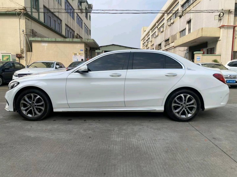 中山17年奔驰C3