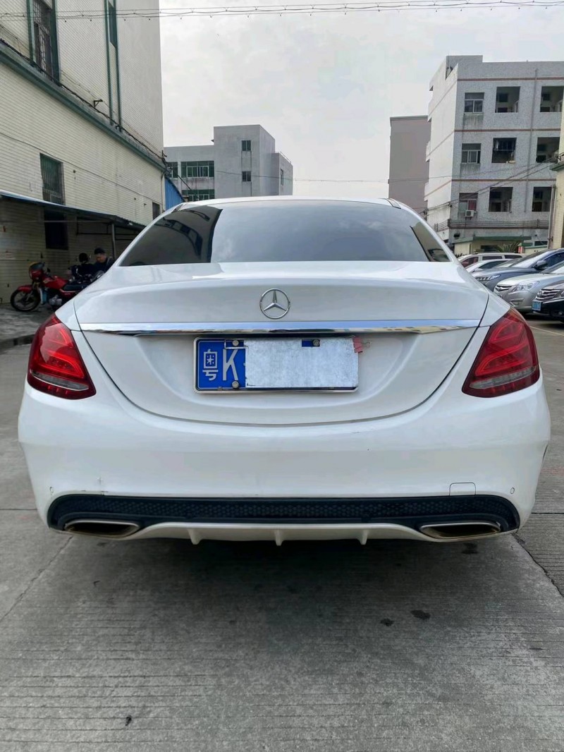 中山17年奔驰C9
