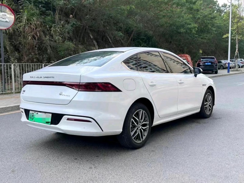 深圳22年比亚迪秦7