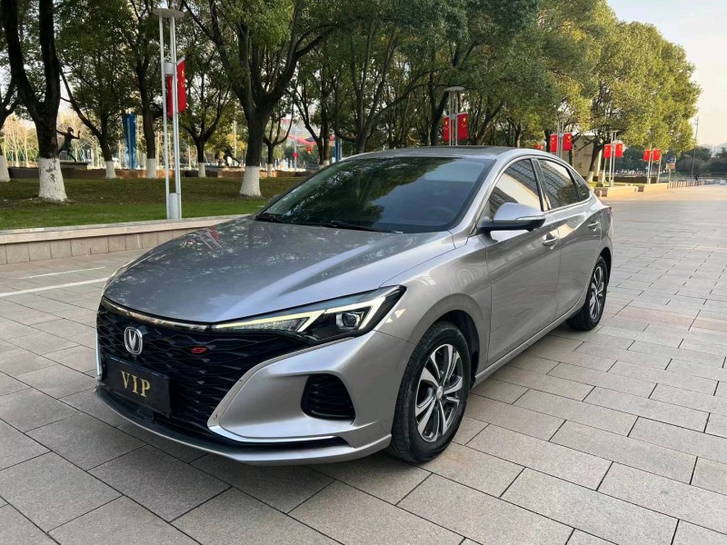 嘉興22年長安汽車逸動2