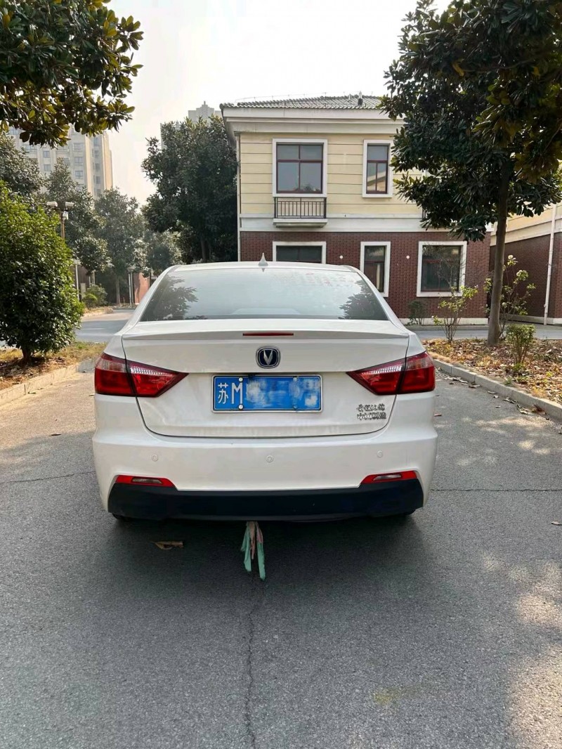 常州16年長安汽車悅翔V73