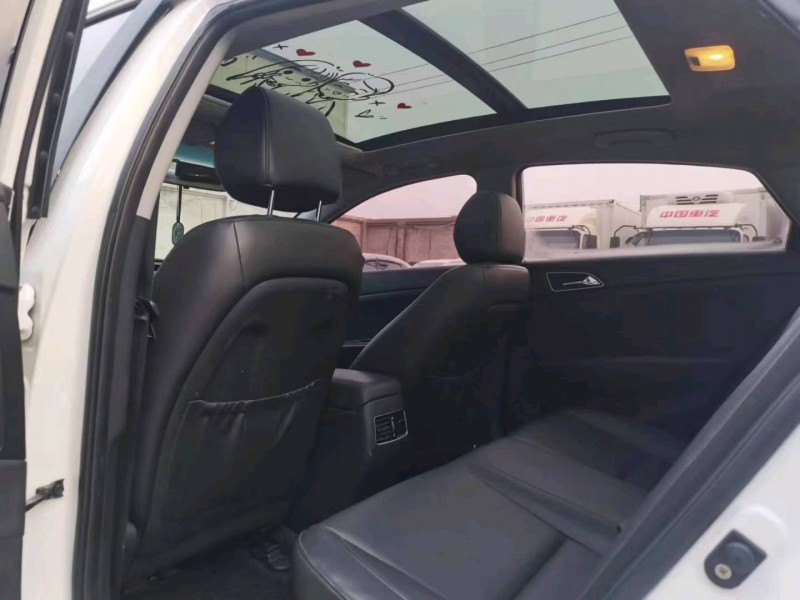 保定16年现代名图6