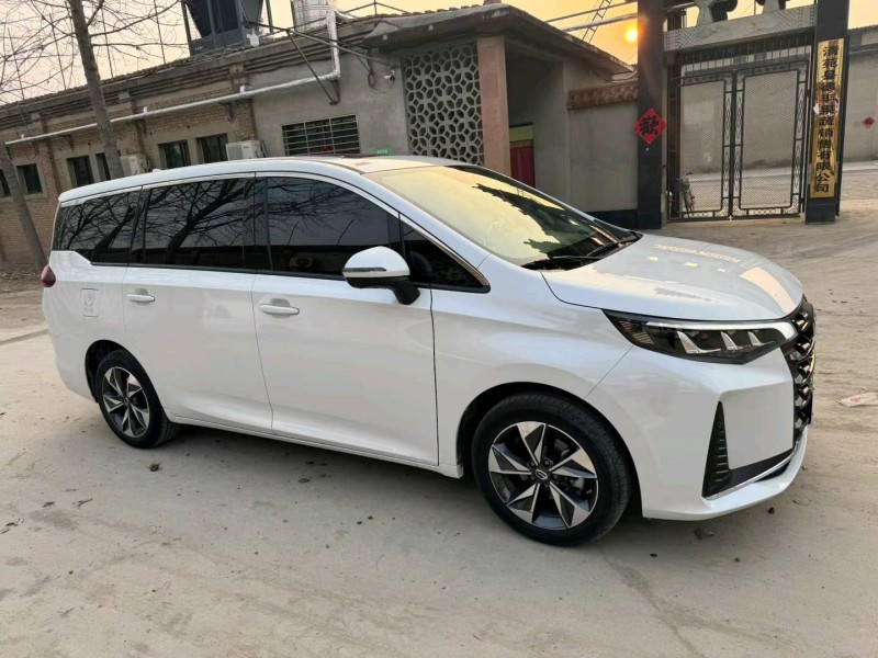 保定22年传祺M62