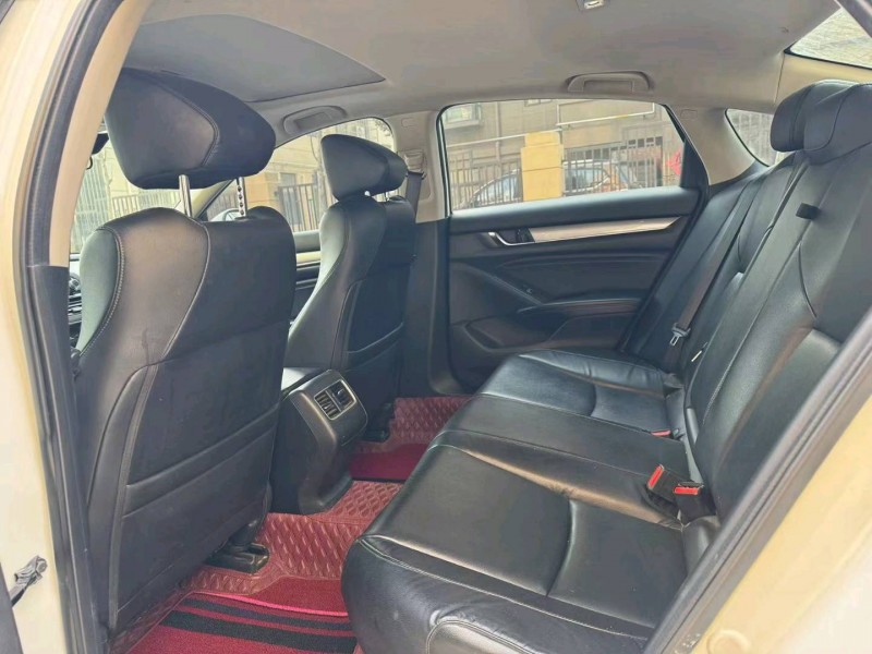 徐州20年本田雅阁6