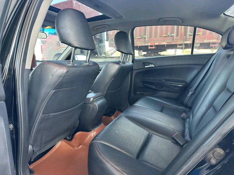 保定13年本田雅阁6