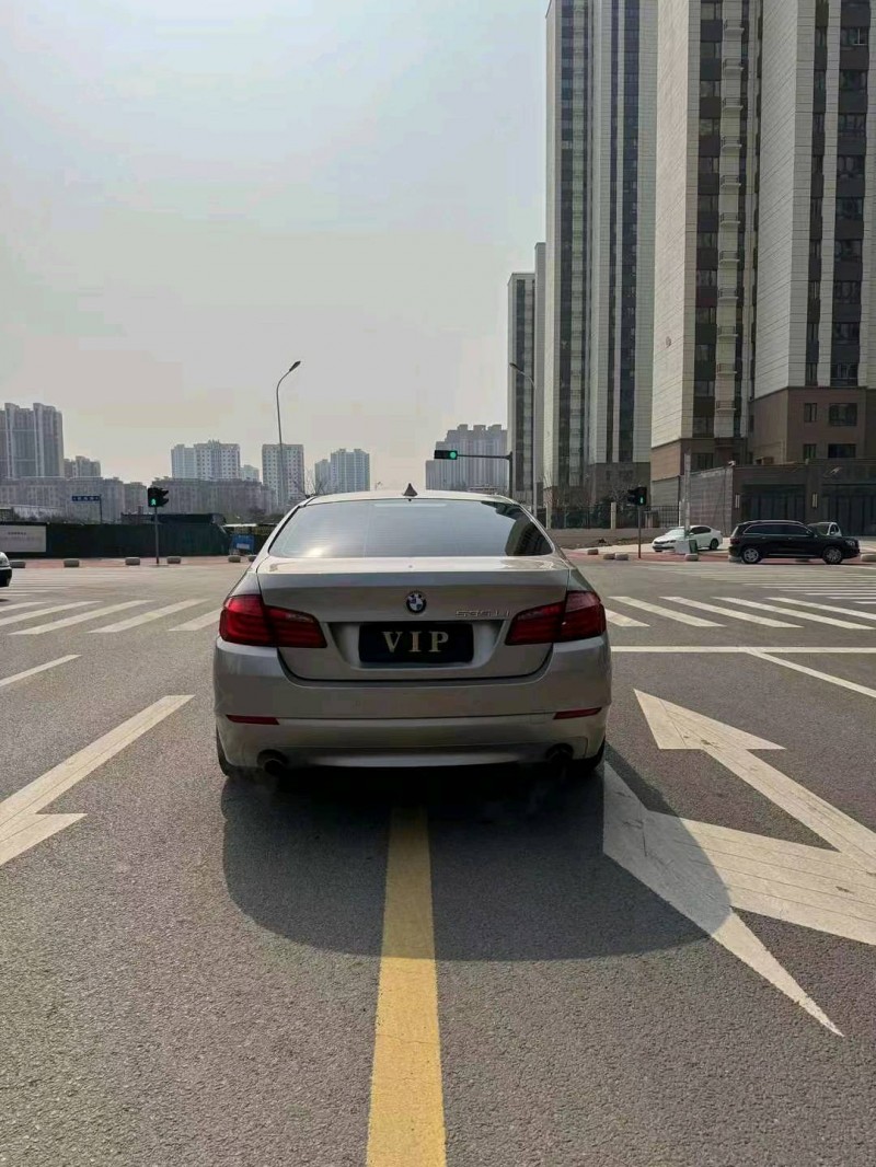 济南12年宝马5系6