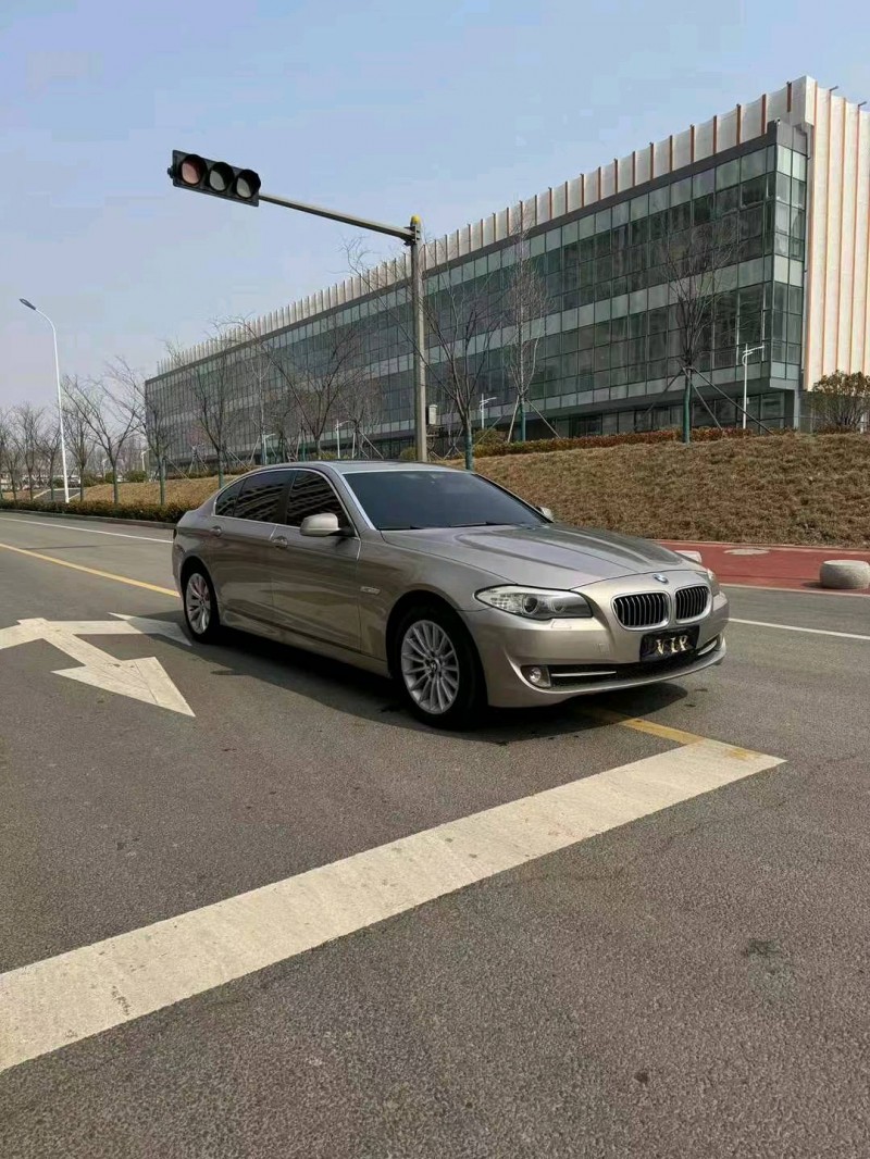 济南12年宝马5系8