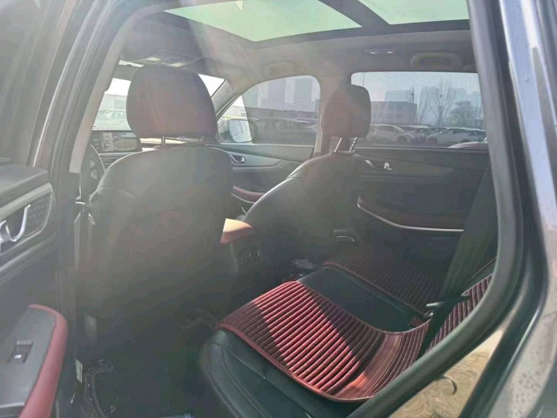 东营22年长安汽车CS758