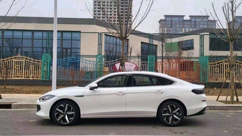 邯郸23年大众凌渡3