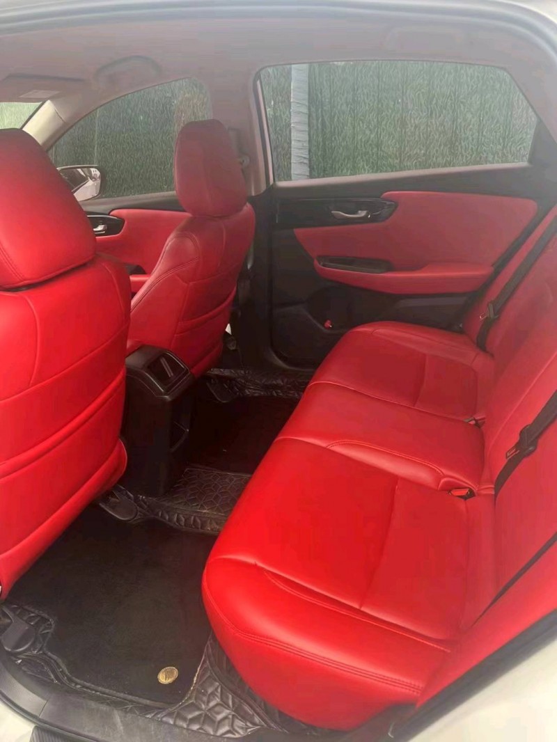 邵阳20年本田享域4