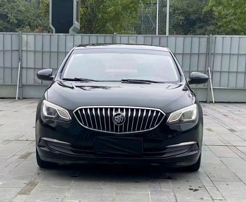 枣庄16年别克英朗1