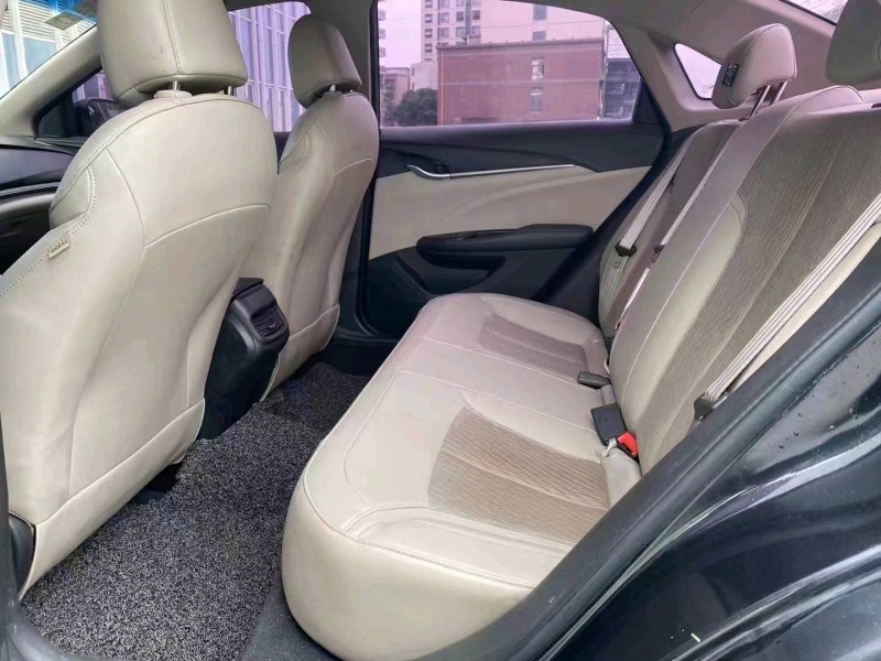 枣庄16年别克英朗5