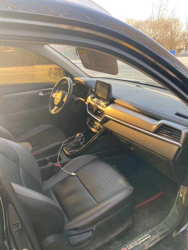 汕头20年起亚智跑5