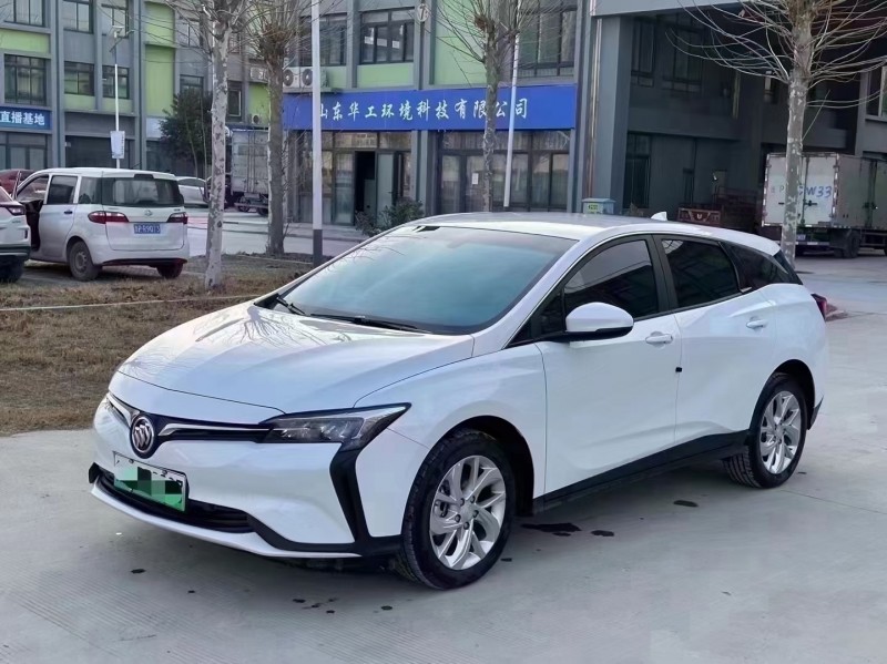 济宁23年别克微蓝3