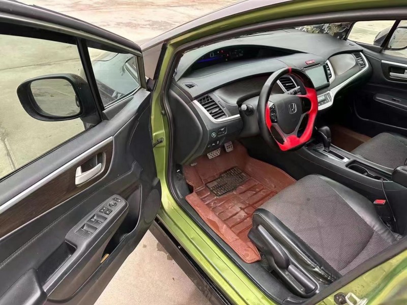 济宁15年本田杰德2