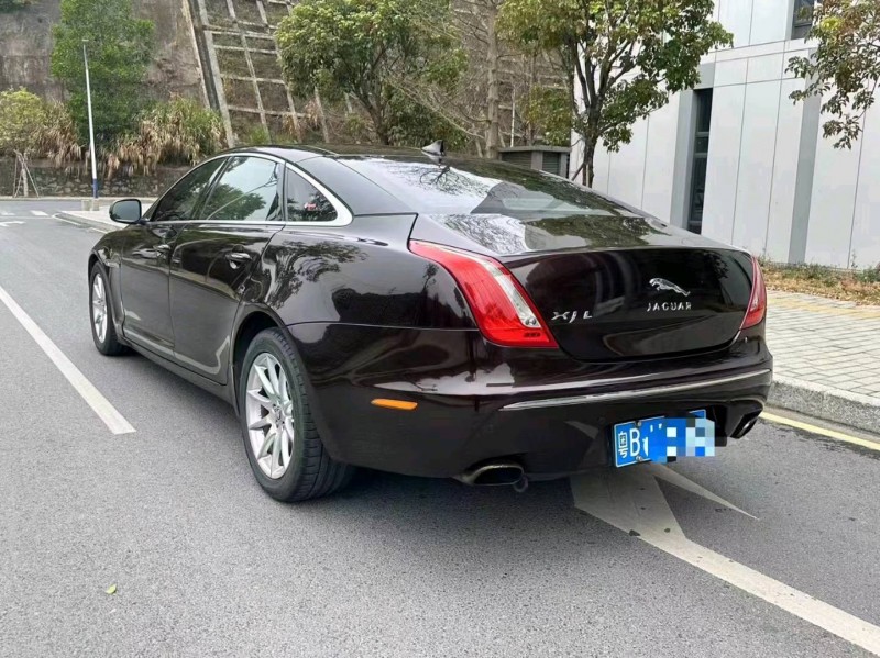 深圳13年捷豹XJL7