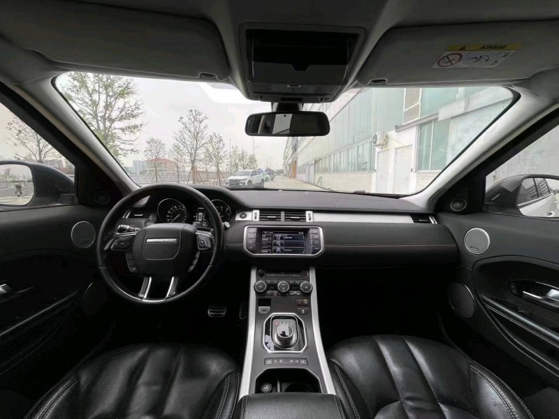 珠海15年路虎极光3