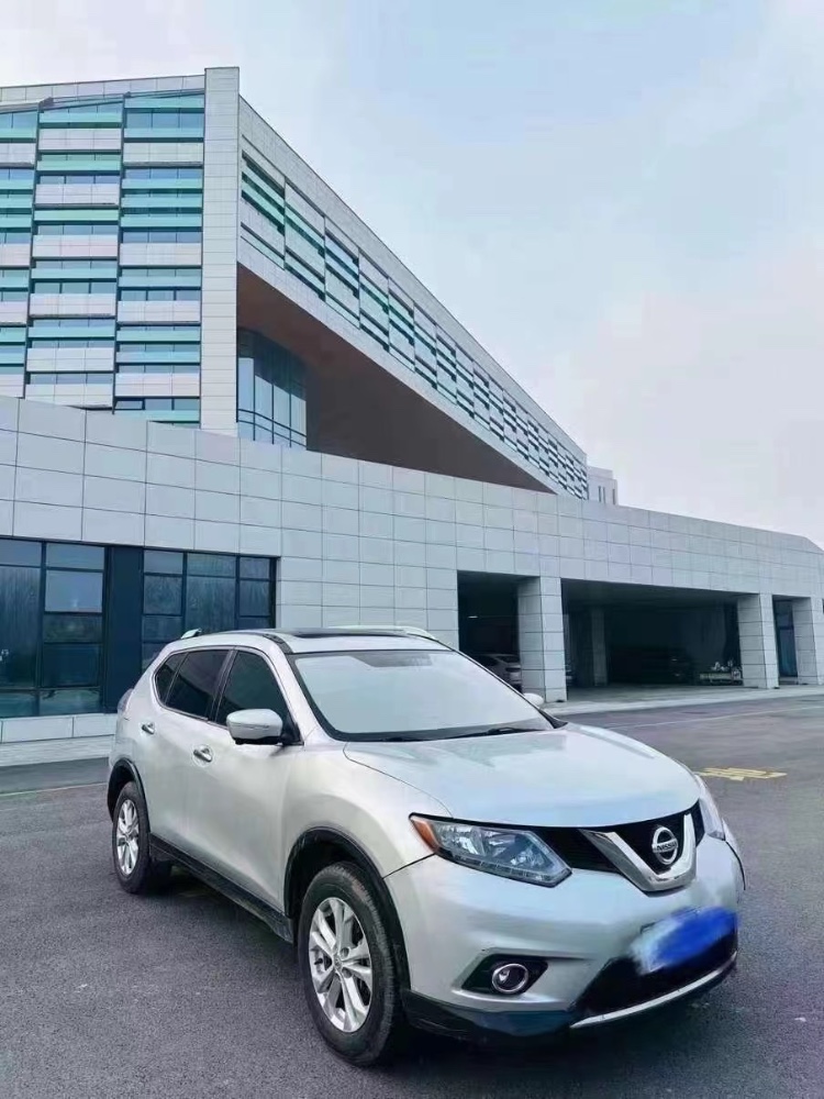 日照15年日產奇駿2