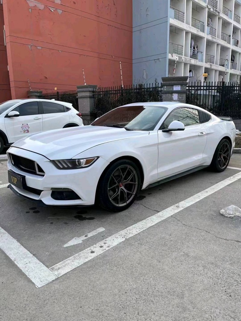 徐州15年福特野马2